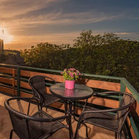 Vakantiehuis Windmill Near Shipwreck By 